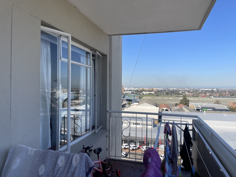 2 Bedroom Property for Sale in Oostersee Western Cape